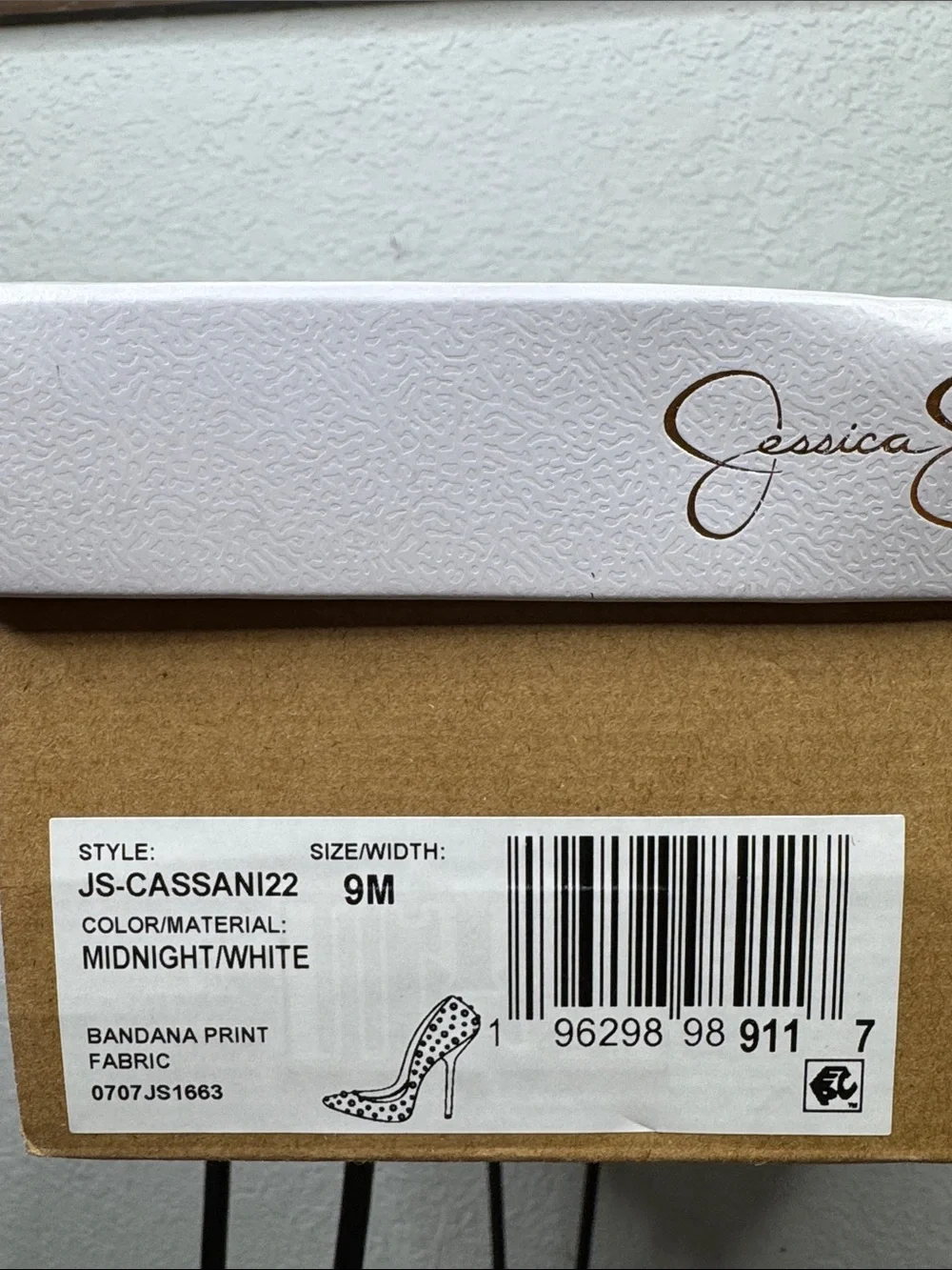 JESSICA SIMPSON CASSANI BANDANA PRINT STUDDED POINTED TOE STILETTO HEELS NIB 9